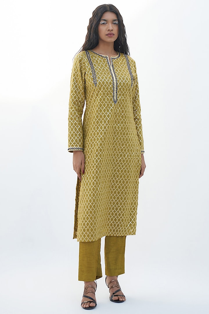 Acid Green Chanderi Jacquard Zari Embroidered Kurta Set by Nadima Saqib at Pernia's Pop Up Shop