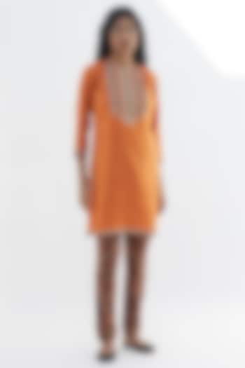 Orange Tissue Embroidered Kurta by Nadima Saqib at Pernia's Pop Up Shop