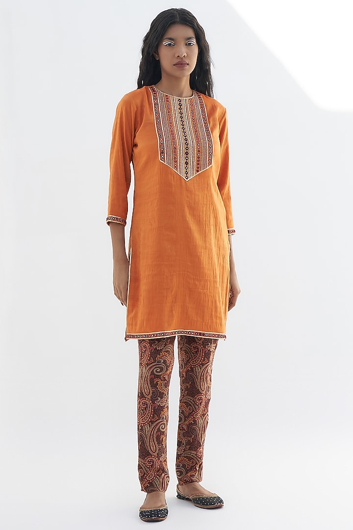 Orange Tissue Embroidered Kurta by Nadima Saqib at Pernia's Pop Up Shop