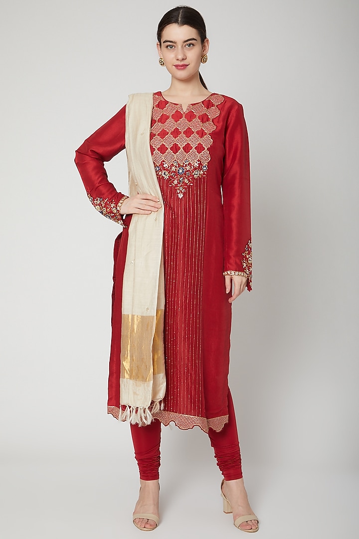 Red Embroidered Kurta Set by Nadima Saqib at Pernia's Pop Up Shop