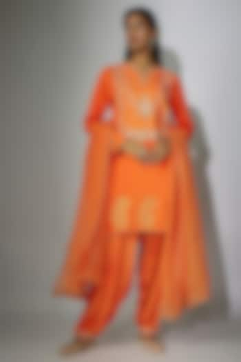 Orange Woven Georgette Zardosi Embroidered Kurta Set by Nadima Saqib at Pernia's Pop Up Shop