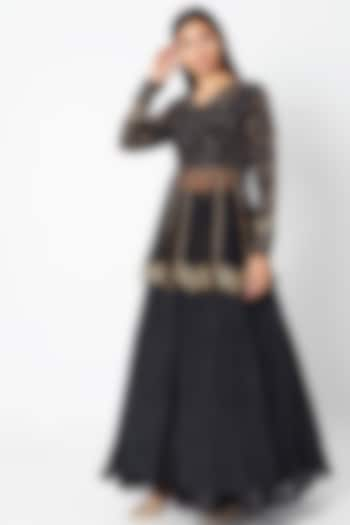 Black Embroidered Wedding Lehenga Skirt With Peplum Top by Nadima Saqib at Pernia's Pop Up Shop