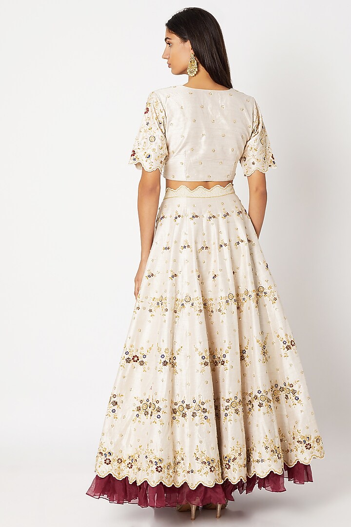 White Embroidered Bridal Lehenga Set by Nadima Saqib at Pernia's Pop Up Shop