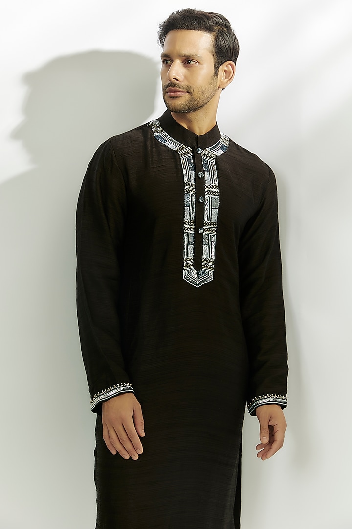 Black Viscose Matka Silk Sequins & Zardosi Embroidered Kurta by Nadima Saqib Men at Pernia's Pop Up Shop