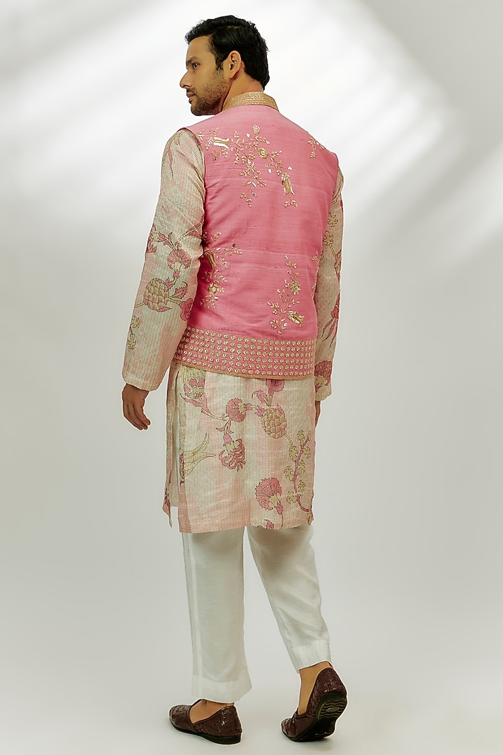 Pastel Pink Raw Silk Marodi & Thread Embroidered Bundi Jacket Set by Nadima Saqib Men at Pernia's Pop Up Shop