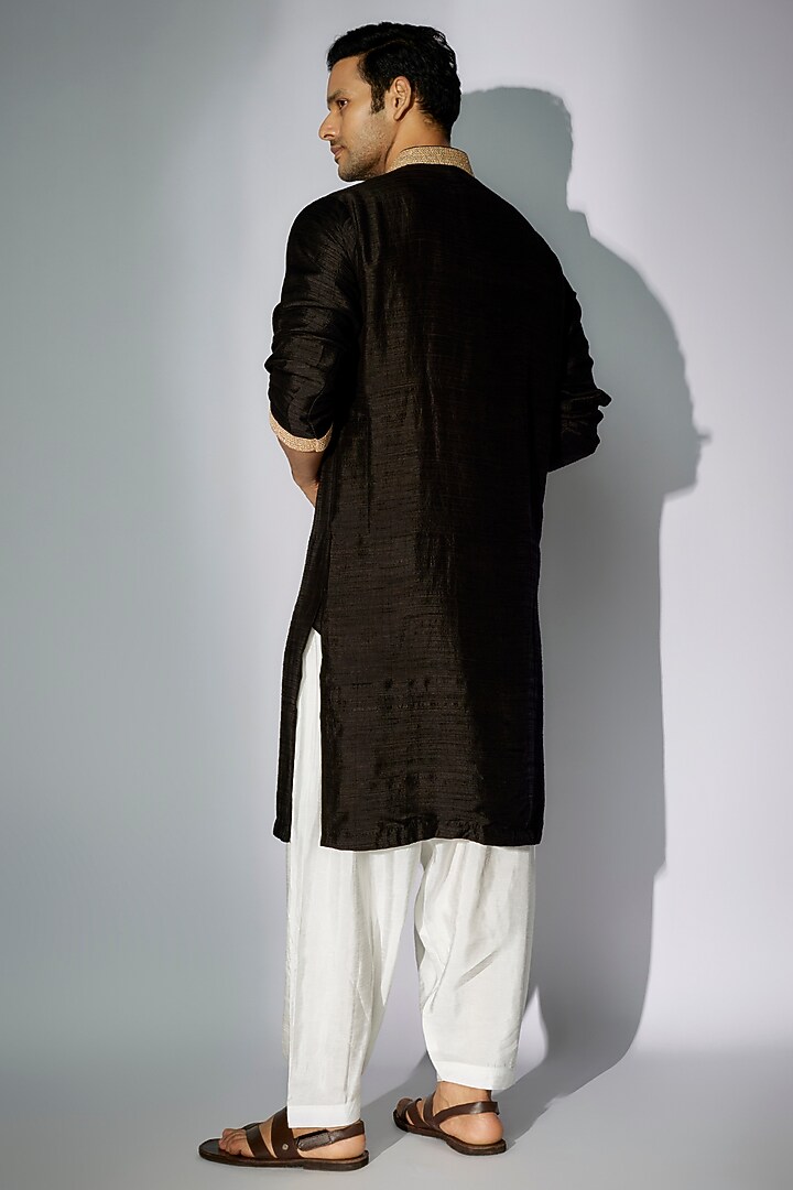 Black Raw Silk Zardosi Embroidered Kurta by Nadima Saqib Men at Pernia's Pop Up Shop