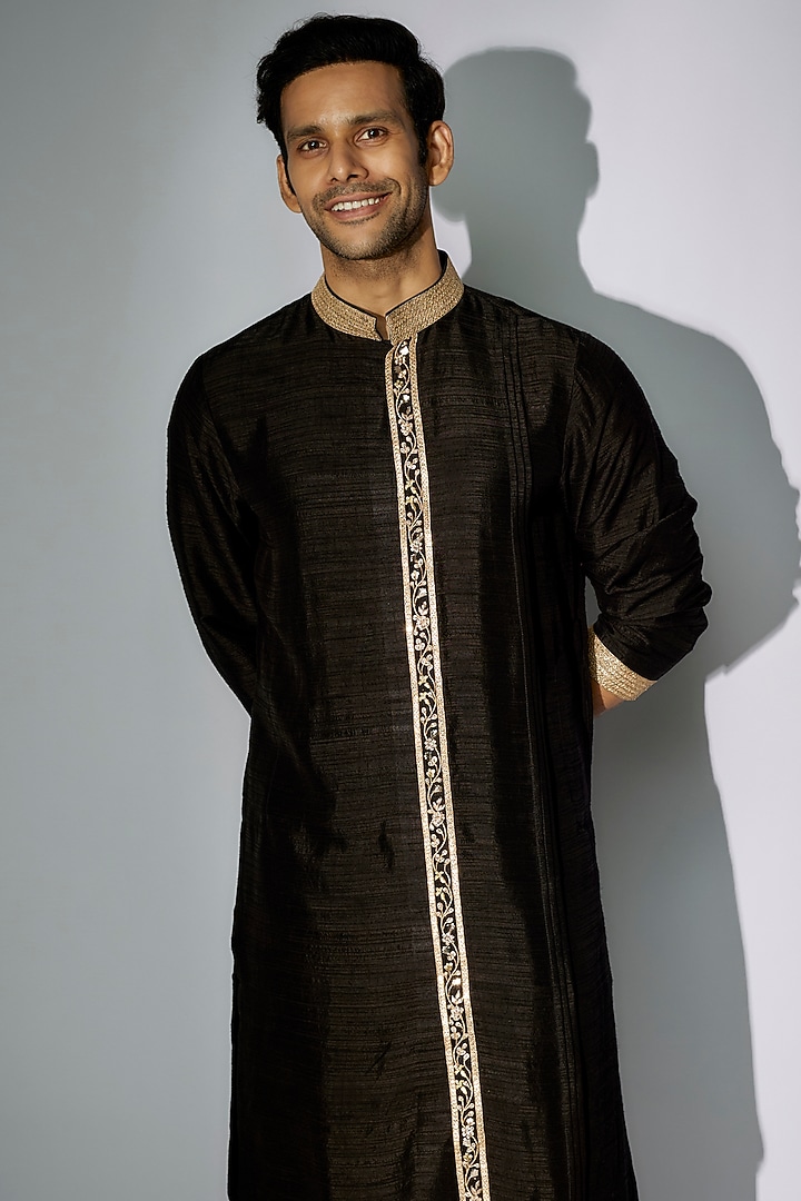 Black Raw Silk Zardosi Embroidered Kurta by Nadima Saqib Men at Pernia's Pop Up Shop