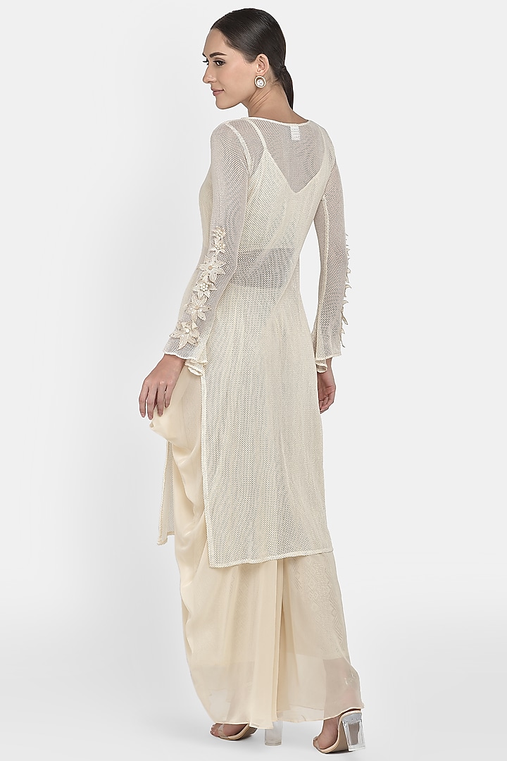 Ivory Hand Embroidered Kurta Set by Naina Seth at Pernia's Pop Up Shop