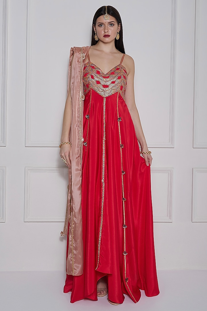 Red Crepe Gota Work Fusion Gown With Dupatta by Naina Seth at Pernia's Pop Up Shop