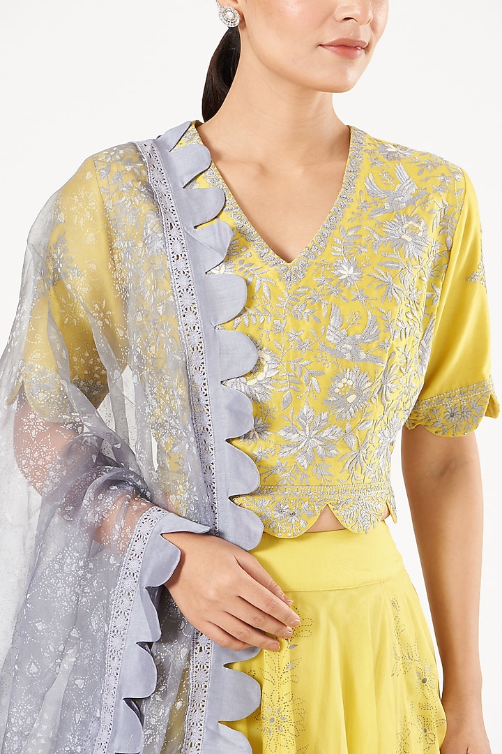 Dandelion Yellow Hand-Painted Wedding Lehenga Set by NEETA BHARGAVA at Pernia's Pop Up Shop