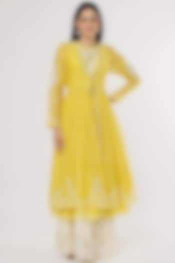 Yellow Embroidered Jacket Set by NEETA BHARGAVA