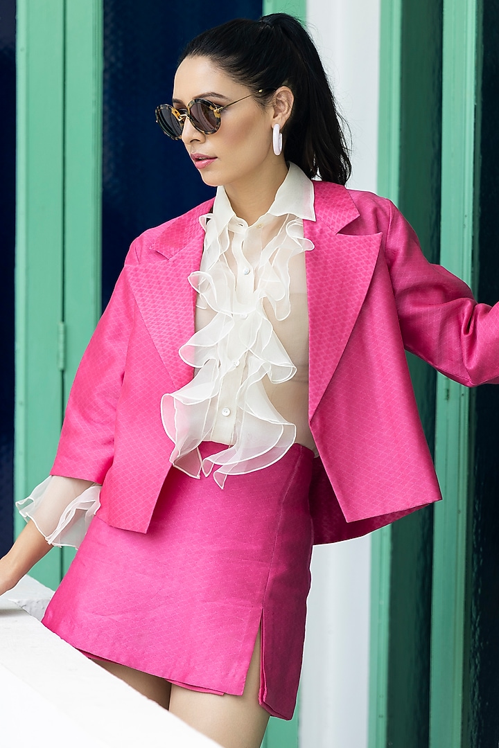 Fuchsia Banarasi Co-Ord Set by NEETA BHARGAVA at Pernia's Pop Up Shop