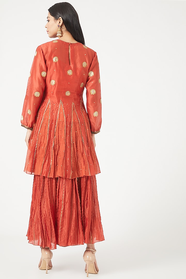 Cherry Red Chanderi Crushed Skirt Set by NEETA BHARGAVA at Pernia's Pop Up Shop
