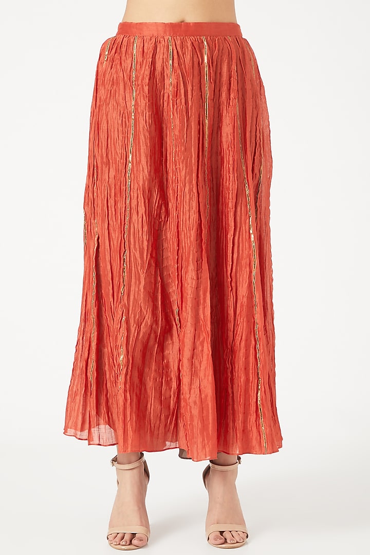Cherry Red Chanderi Crushed Skirt Set by NEETA BHARGAVA at Pernia's Pop Up Shop