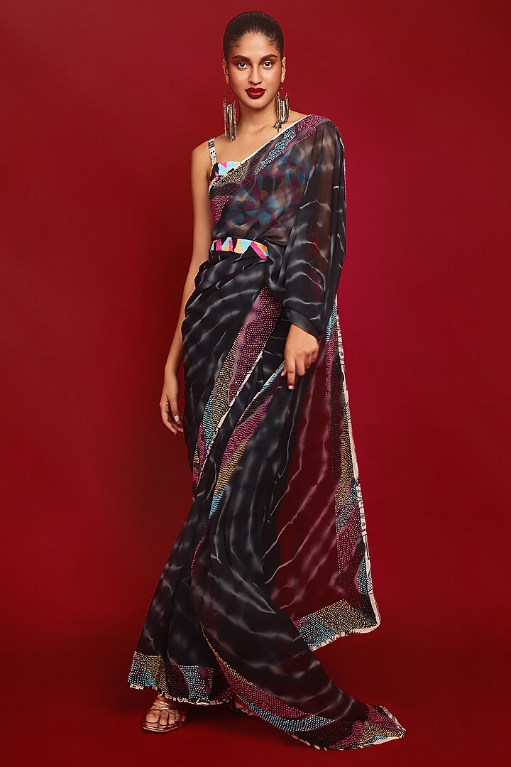 Black Georgette Tie-Dye Wedding Saree Set by Nandita Thirani at Pernia's Pop Up Shop