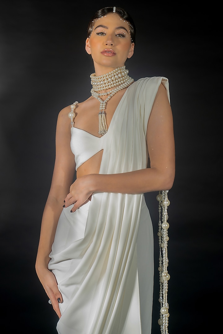 White Volvo Pearl String Embroidered Pre-Stitched Wedding Saree Set by Nikhil Thampi at Pernia's Pop Up Shop
