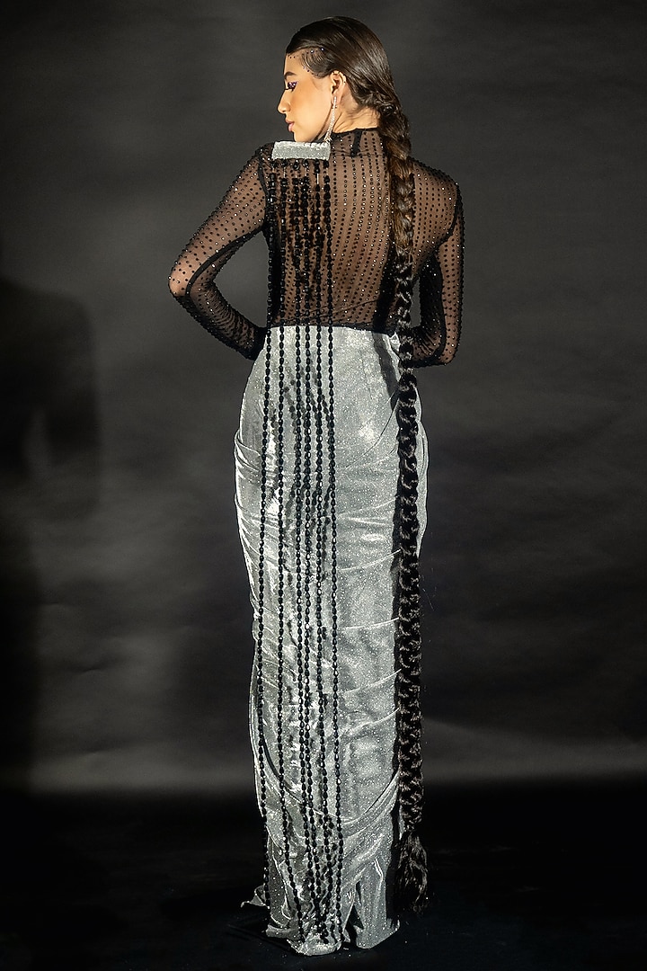 Silver Volvo Pre-Stitched Wedding Saree Set by Nikhil Thampi at Pernia's Pop Up Shop
