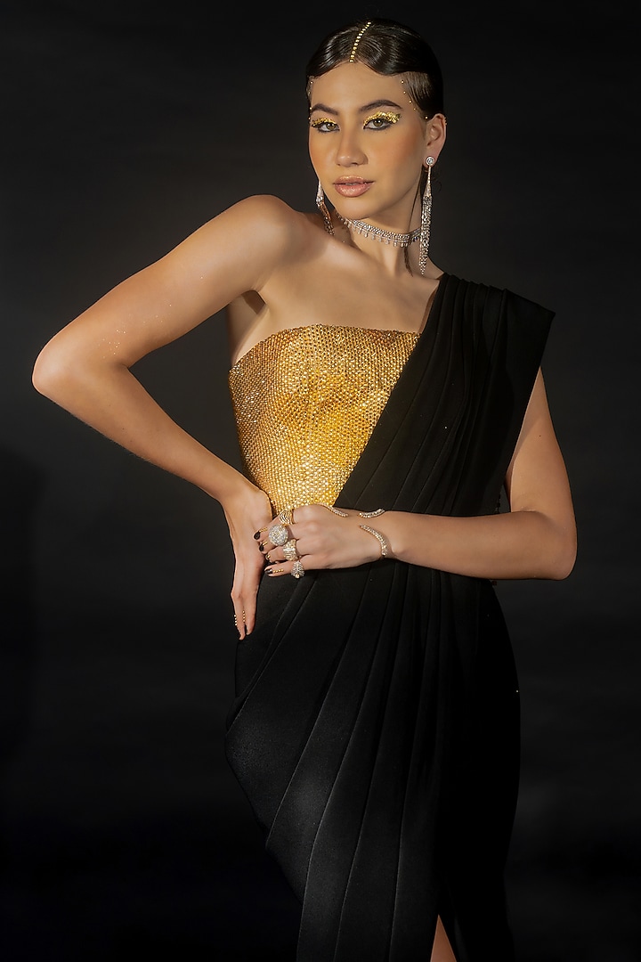 Black Volvo Diamond String Embroidered Pre-Stitched Wedding Saree Set by Nikhil Thampi at Pernia's Pop Up Shop