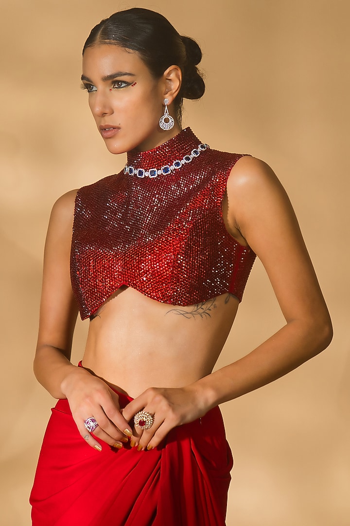 Red Ombre Georgette Pre-Stitched Wedding Saree Set by Nikhil Thampi at Pernia's Pop Up Shop