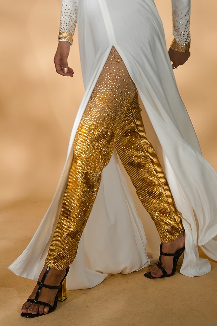 White Volvo & Net Wedding Anarkali Set by Nikhil Thampi at Pernia's Pop Up Shop