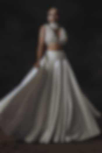 White Volvo Wedding Lehenga Set by Nikhil Thampi at Pernia's Pop Up Shop