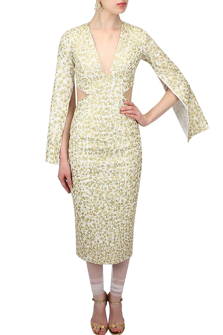 White rib cutout embroidered kurta and churidaar pants set available only at Pernia's Pop Up Shop.