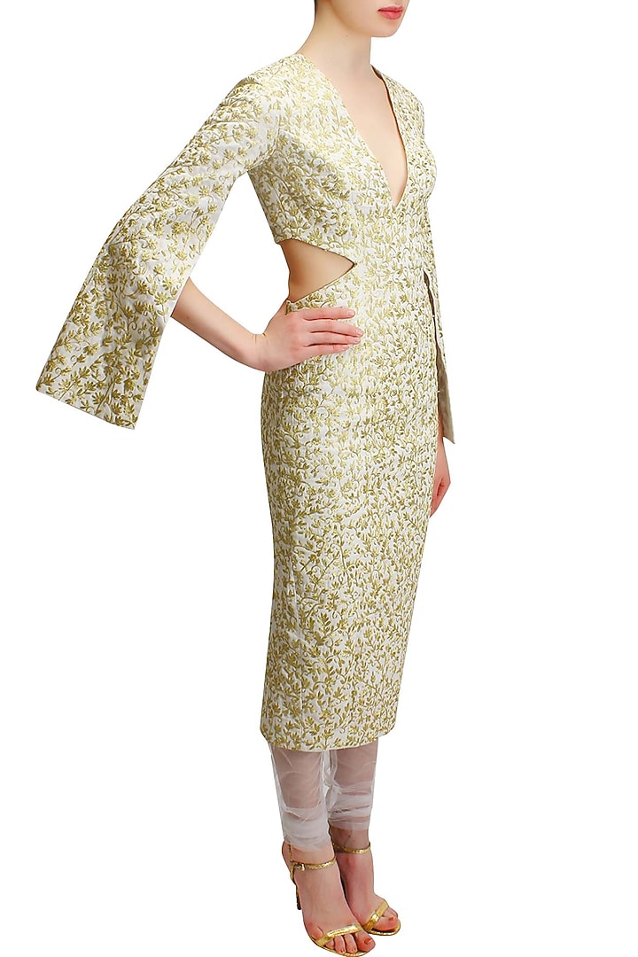White rib cutout embroidered kurta and churidaar pants set available only at Pernia's Pop Up Shop.