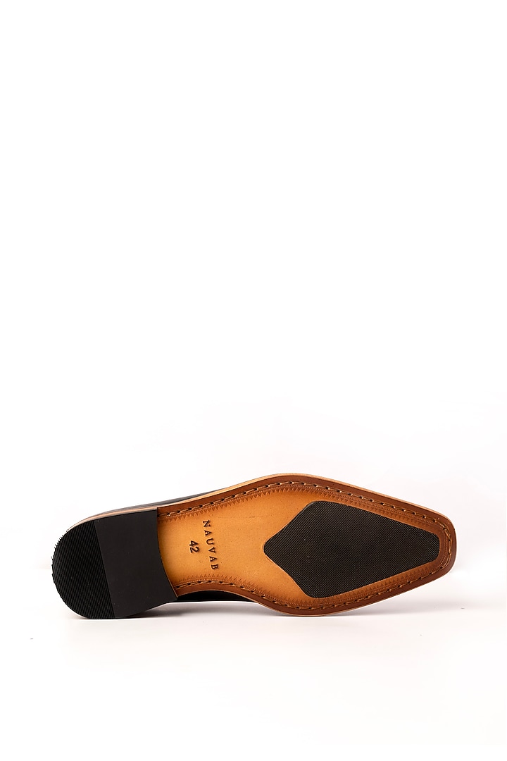 Black Leather Mojris by Nauvab at Pernia's Pop Up Shop