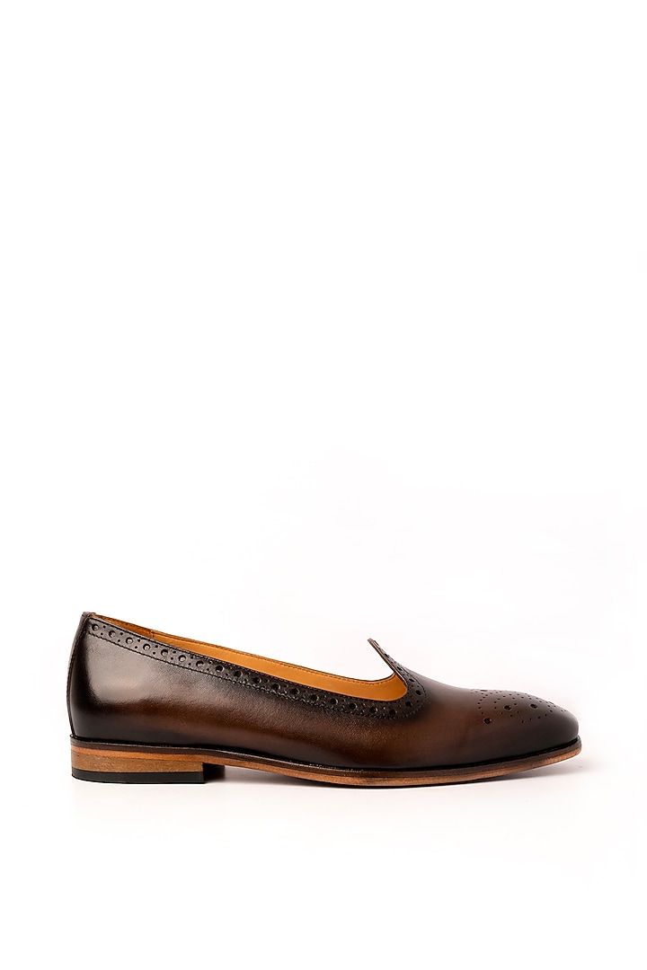 Brown Leather Mojris by Nauvab at Pernia's Pop Up Shop