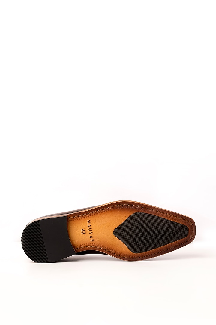 Brown Leather Mojris by Nauvab at Pernia's Pop Up Shop
