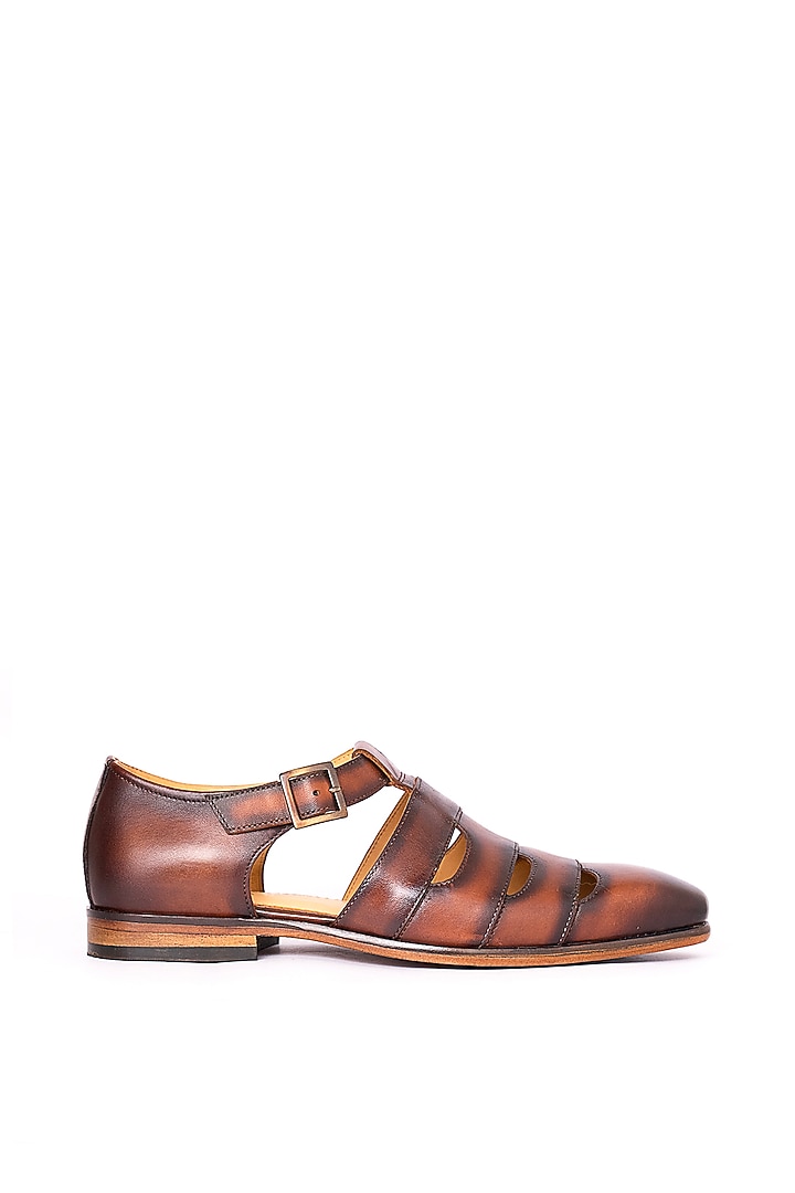 Cognac Leather Sultan Sandals by Nauvab at Pernia's Pop Up Shop