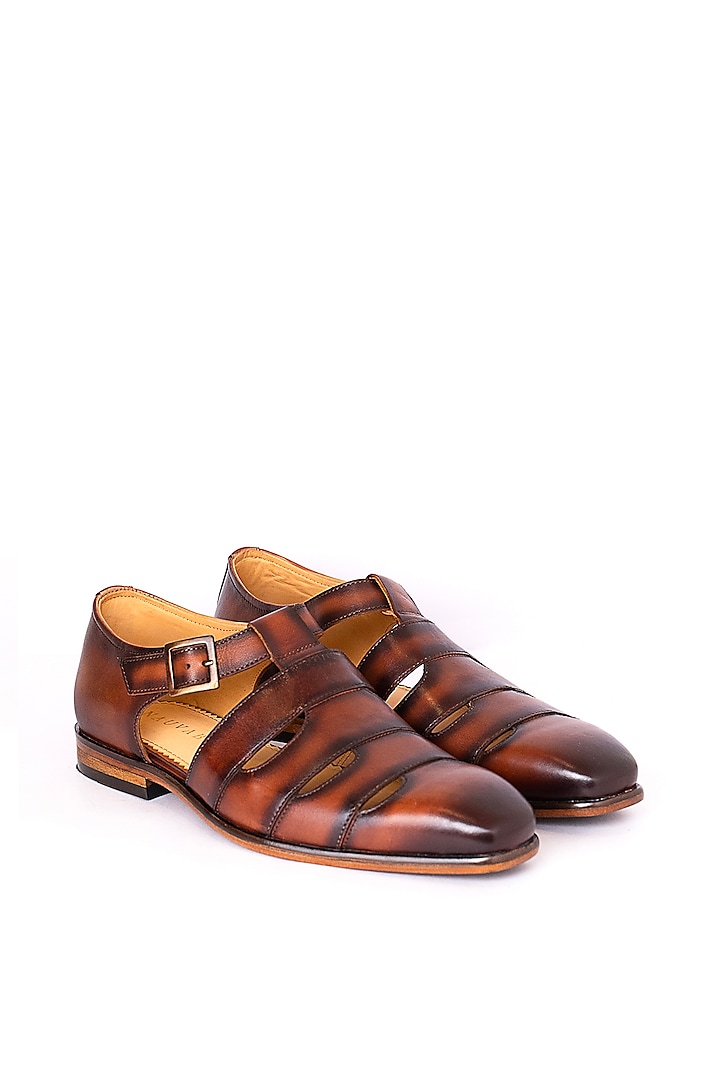 Cognac Leather Sultan Sandals by Nauvab at Pernia's Pop Up Shop