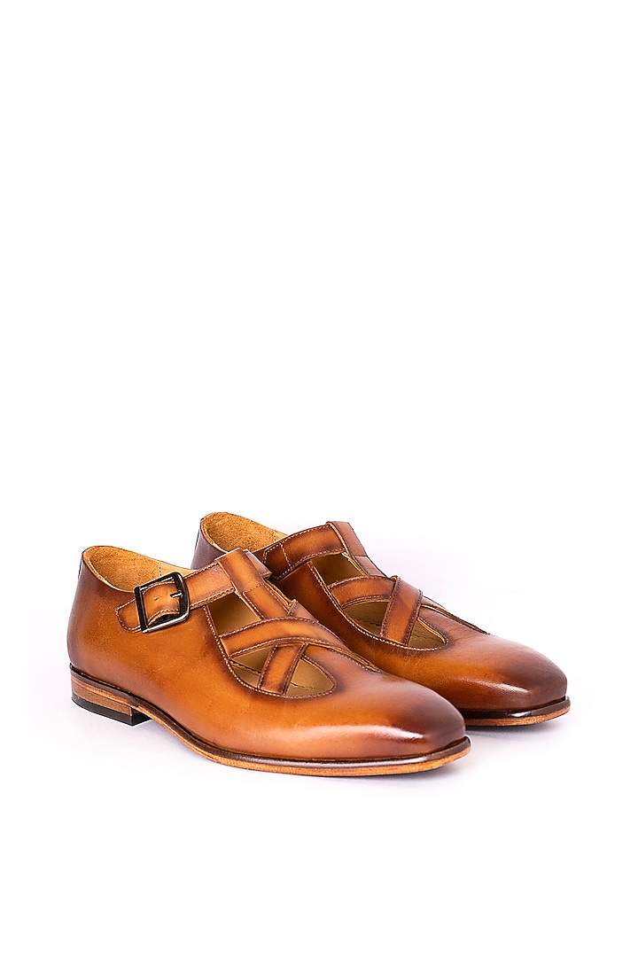 Tan Leather Samrat Sandals by Nauvab at Pernia's Pop Up Shop