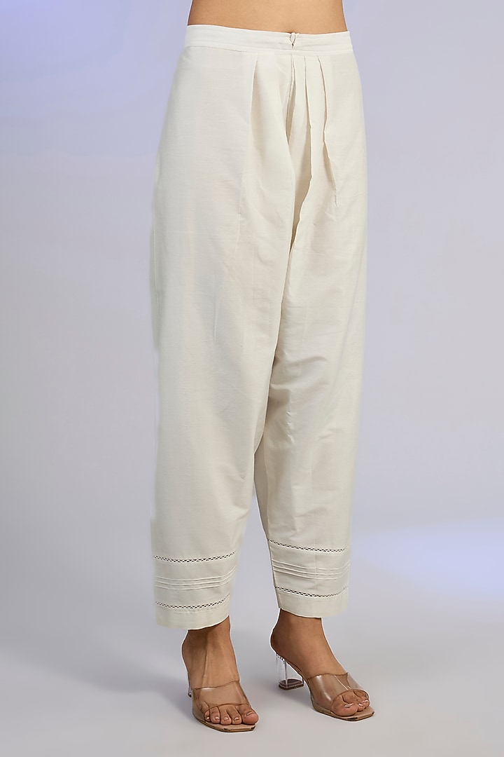 White Mal Chanderi Chikankari Embroidered Kurta Set by Nyara by Nicky Chawla at Pernia's Pop Up Shop