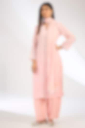 Pink Mal Chanderi Sequins Embroidered Kurta Set by Nyara by Nicky Chawla at Pernia's Pop Up Shop