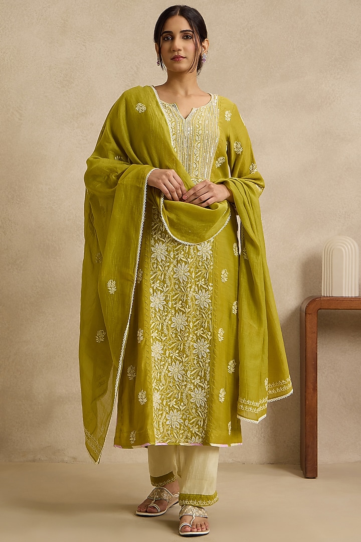 Mehndi Green Mal Chanderi Silk Chikankari Embroidered Kurta Set by Nyara by Nicky Chawla at Pernia's Pop Up Shop