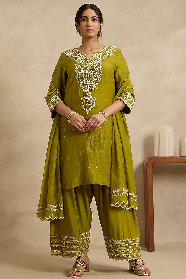 Mehndi Green Mal Chanderi Silk Chikankari Embroidered Kurta Set by Nyara by Nicky Chawla at Pernia's Pop Up Shop