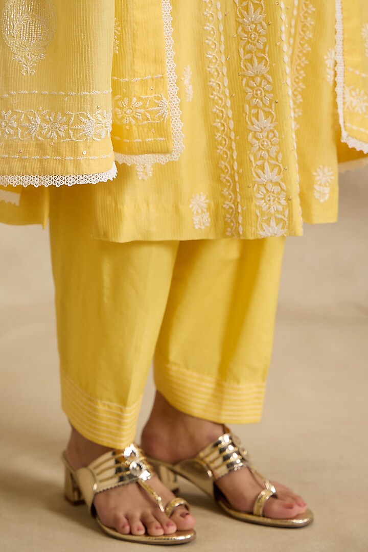 Yellow Maheshwari Silk Chikankari Embroidered Kurta Set by Nyara by Nicky Chawla at Pernia's Pop Up Shop
