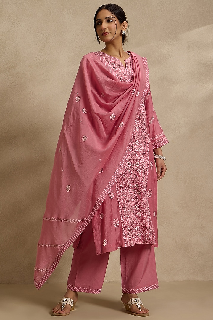 Pink Mal Chanderi Silk Chikankari Embroidered Kurta Set by Nyara by Nicky Chawla at Pernia's Pop Up Shop