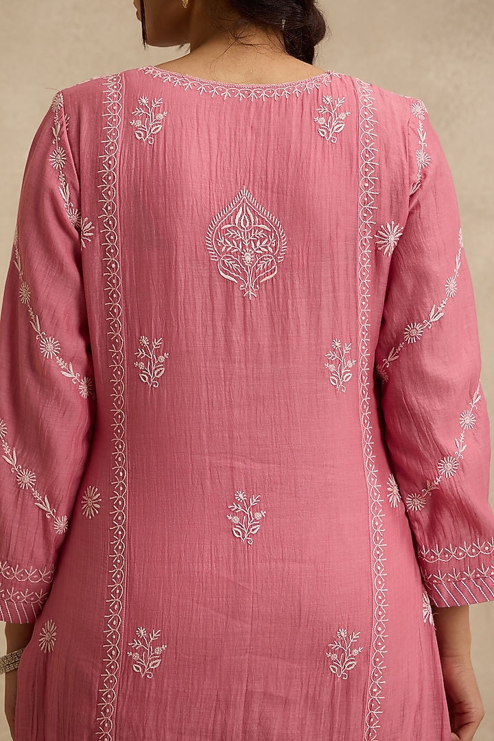 Pink Mal Chanderi Silk Chikankari Embroidered Kurta Set by Nyara by Nicky Chawla at Pernia's Pop Up Shop