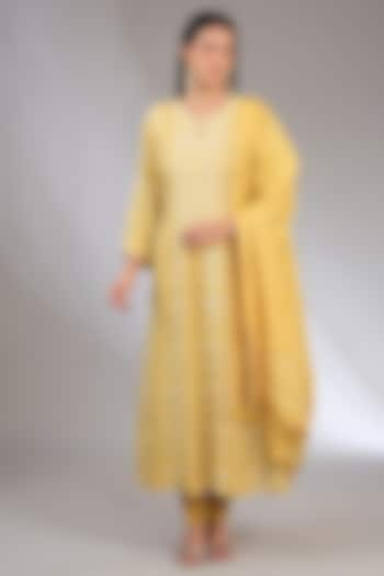 Yellow Tussar Pearl Embroidered Chikankari Anarkali Set by NYARA at Pernia's Pop Up Shop