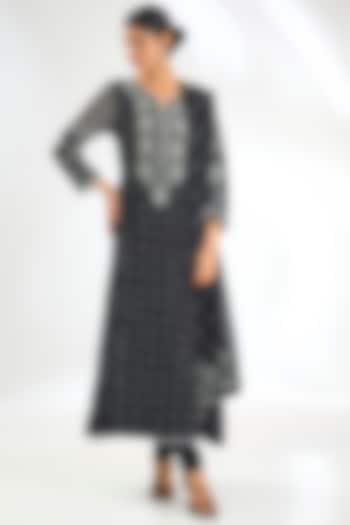 Black Mal Chanderi & Cotton Chikankari Embroidered Anarkali Set by NYARA at Pernia's Pop Up Shop