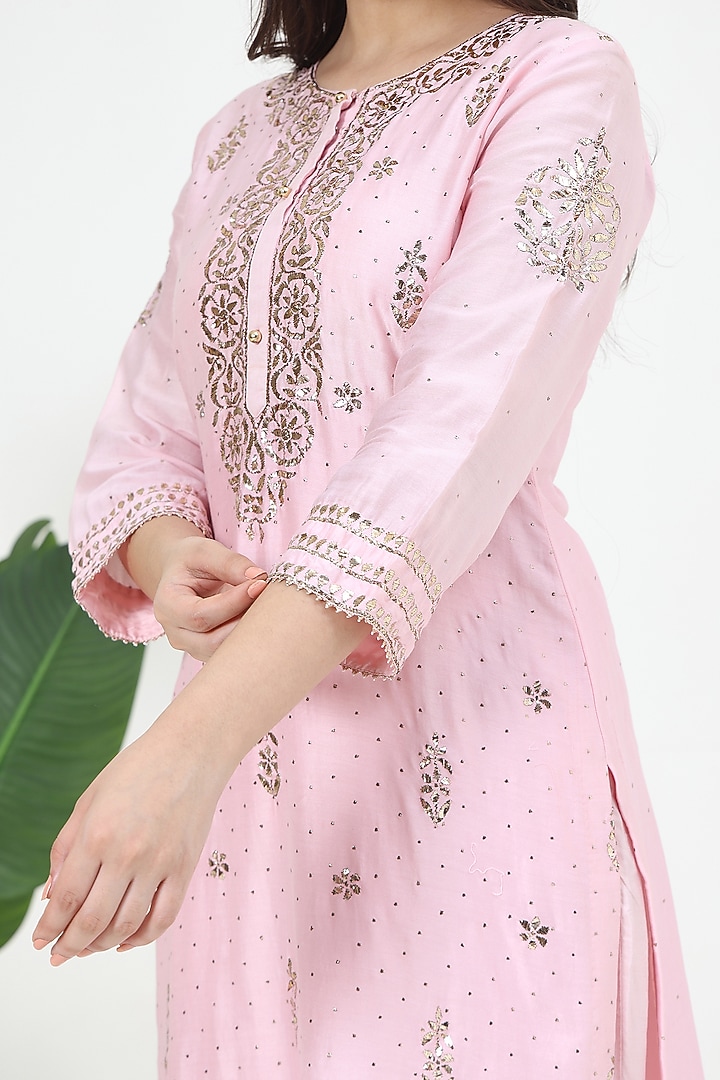 Pink Chanderi Silk Mukaish Embroidered Kurta Set by Nyara by Nicky Chawla at Pernia's Pop Up Shop