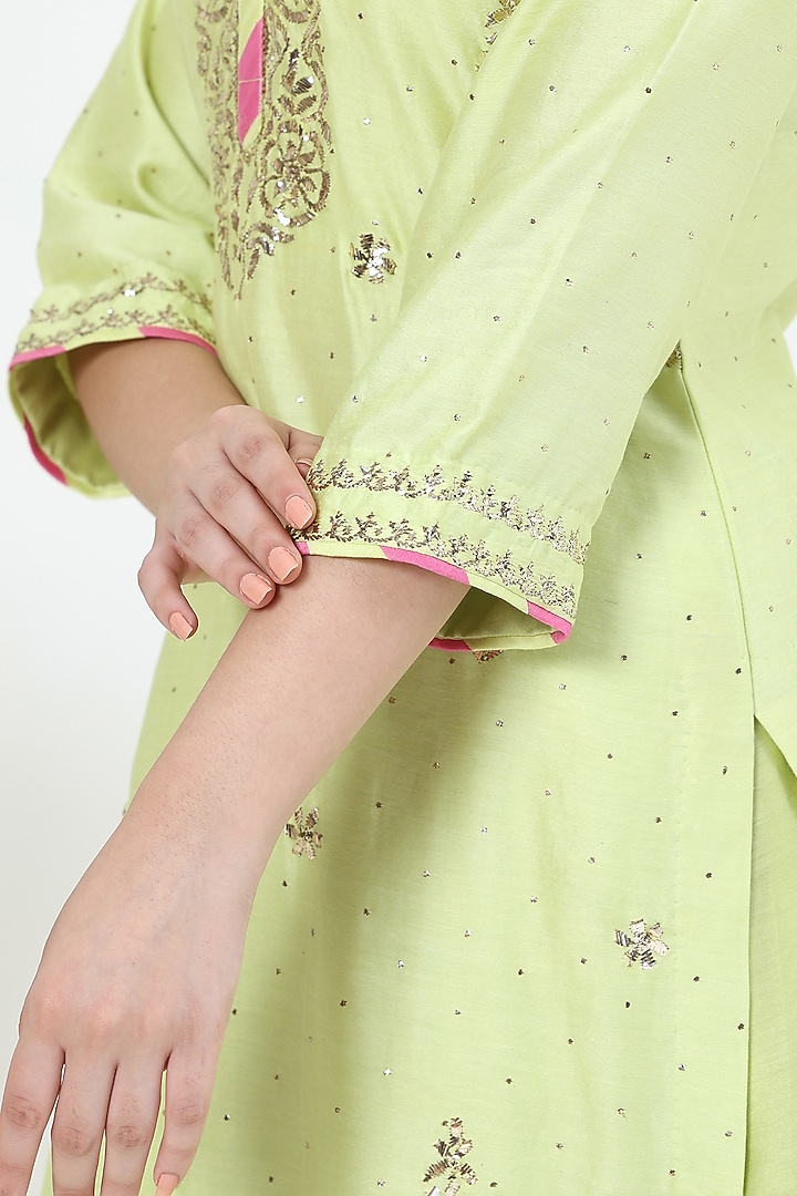 Green Chanderi Silk Mukaish Embroidered Kurta Set by Nyara by Nicky Chawla at Pernia's Pop Up Shop