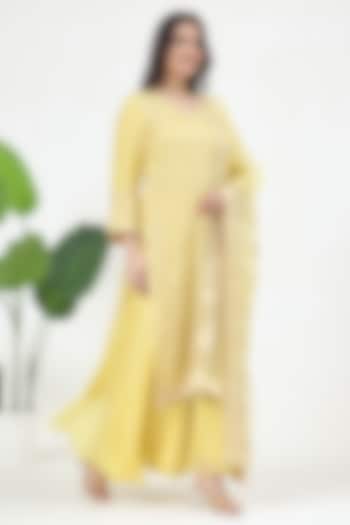 Yellow Pure Organza Zari Embroidered Kurta Set by Nyara by Nicky Chawla at Pernia's Pop Up Shop