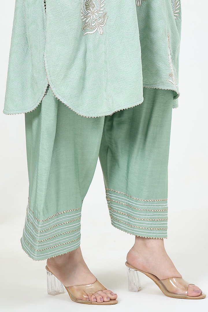 Green Bhagalpuri Silk Chikankari Embroidered Kurta Set by Nyara by Nicky Chawla at Pernia's Pop Up Shop