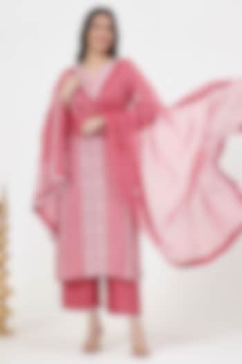 Pink Pure Organza Chikankari Embroidered Kurta Set by Nyara by Nicky Chawla at Pernia's Pop Up Shop