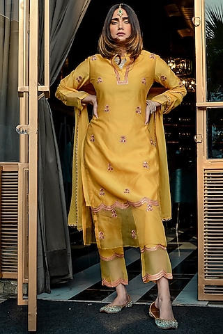 Yellow Embroidered Kurta Set by Ose by Jyoti Gupta