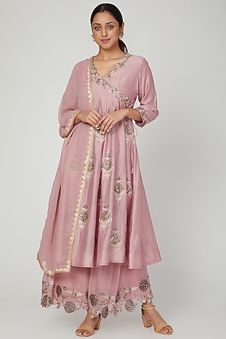 Lilac Pink Embroidered Angrakha Kurta Set by Ose by Jyoti Gupta