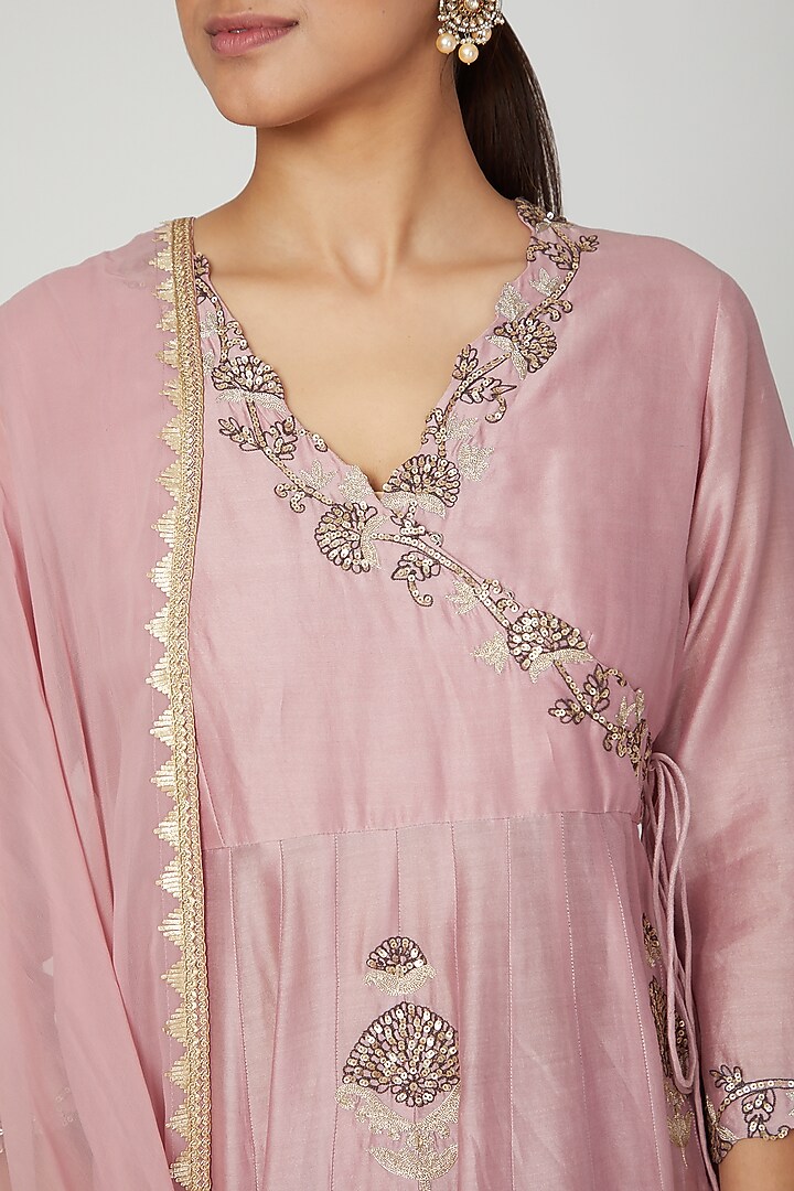 Lilac Pink Embroidered Angrakha Kurta Set by Ose by Jyoti Gupta at Pernia's Pop Up Shop